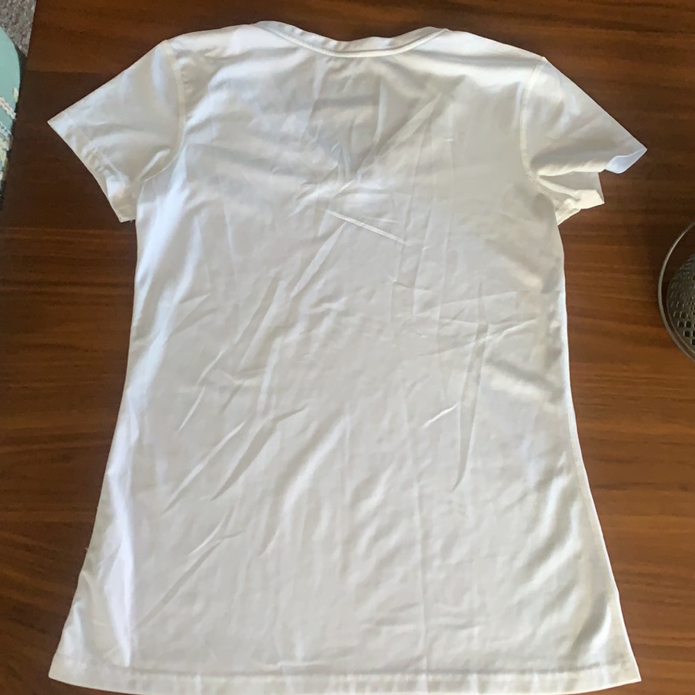 Nike Dri Fit shirt - Picture 2 of 5